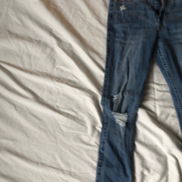 Hollister Jeans Waist: 24 length: 24 - Picture 2 of 4